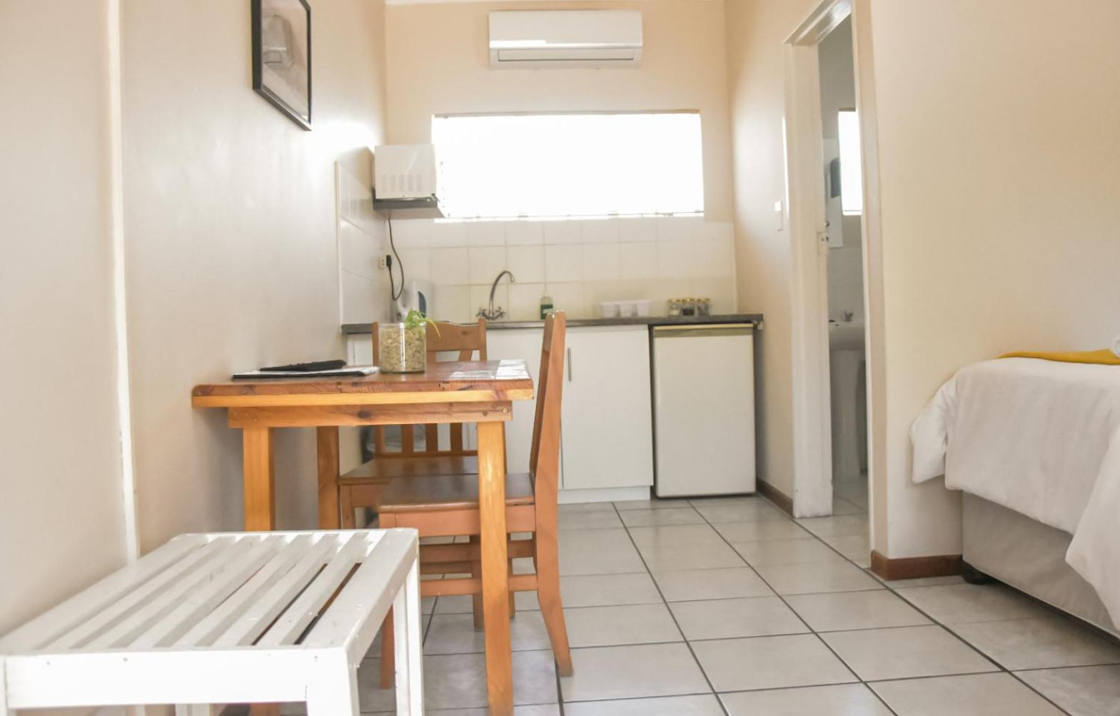 Apartamento En Route Beaufort West Habitación foto